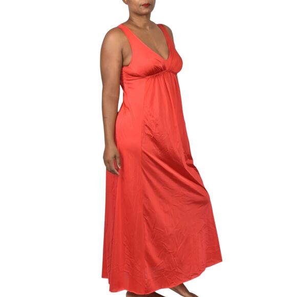 Vintage Vanity Fair Silky Red Nightgown 70s Nylon Goddess Long Maxi Lingerie XS - Picture 6 of 16